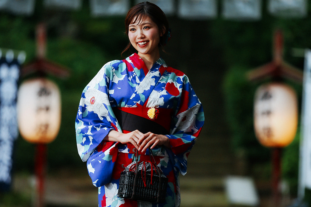 浴衣を着物風に着るには？知っておきたい時期や場所、着こなしのポイントきものレンタリエのきもの豆知識