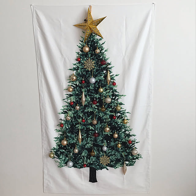 100均でも買えるよ♪クリスマスツリーが置けないおうちに「ツリータペストリー」のすすめえんウチ