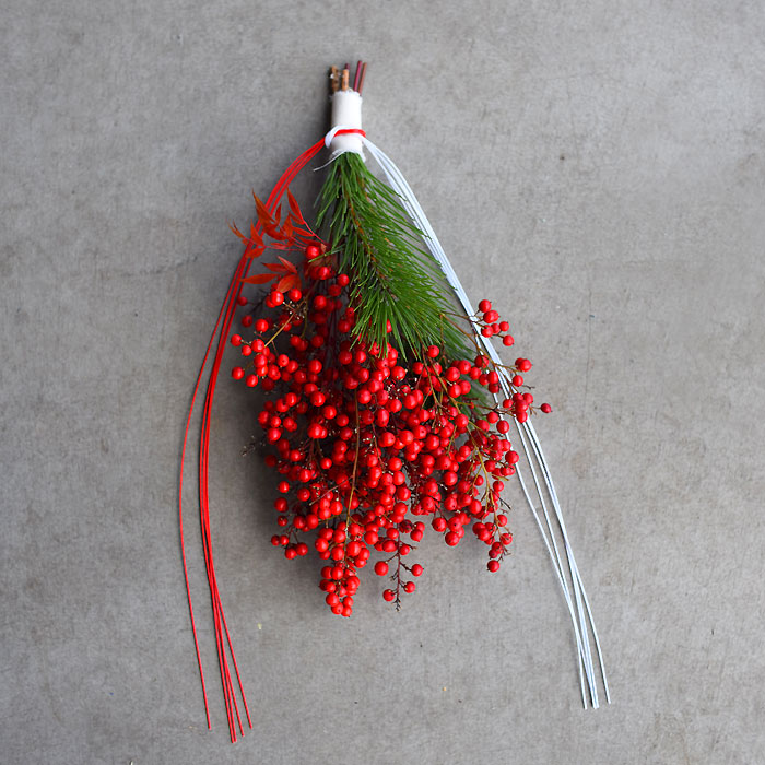 お正月飾りの赤い実「南天」をかわいく！ - おうちで手づくり