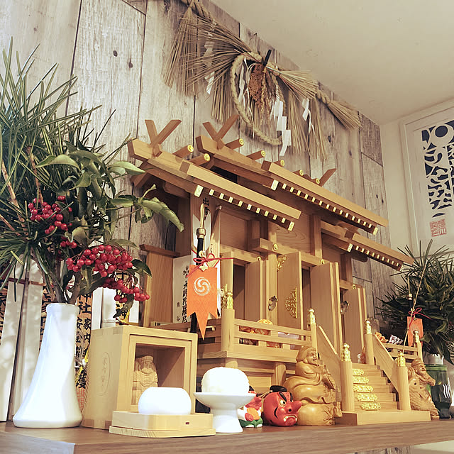 神棚の祀り方正しい神具の配置・誤った飾り方 - 幸せな仏壇店さがしコラム