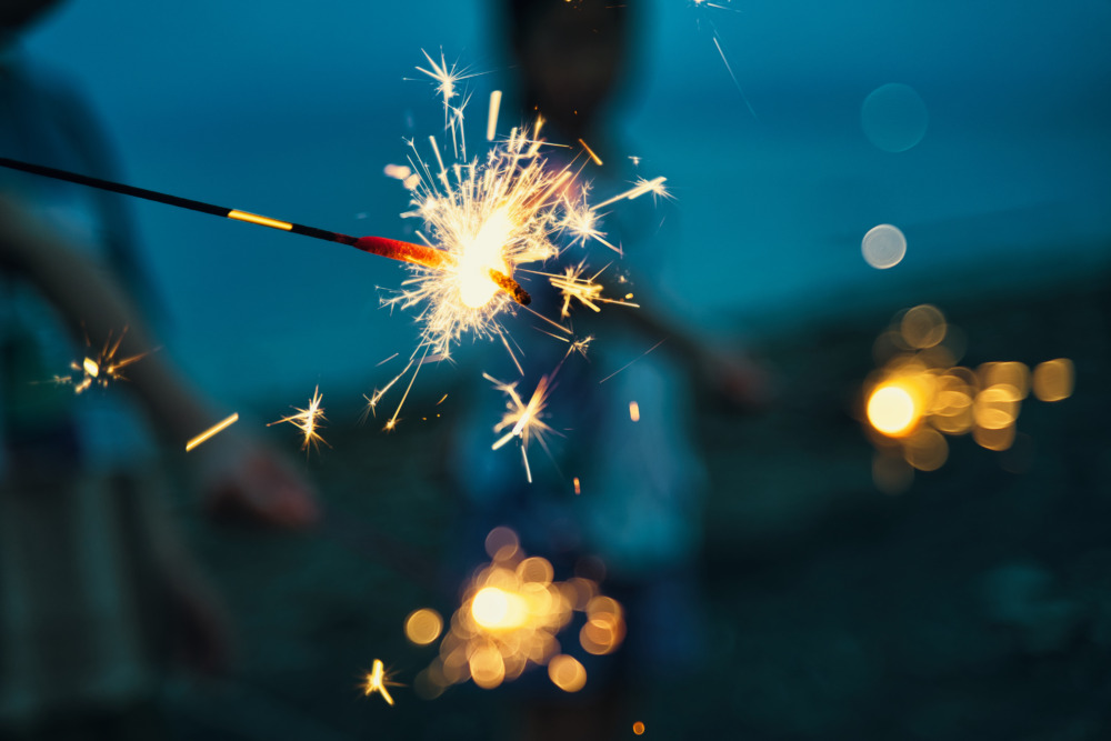 手持ち花火イラスト - No: 22107080無料イラスト・フリー素材なら「イラストAC」