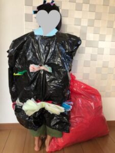 カラービニール袋でシンデレラの衣装が作れる？！ハロウィン 発表会 お遊戯会 必見！カラービニール袋で簡単衣装作り！ みんなであそぼ!!