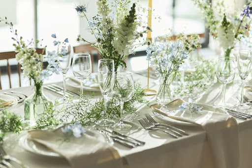 結婚式披露宴のテーブルコーディネート テイスト・季節別 おしゃれな実例23選みんなのウェディングニュース