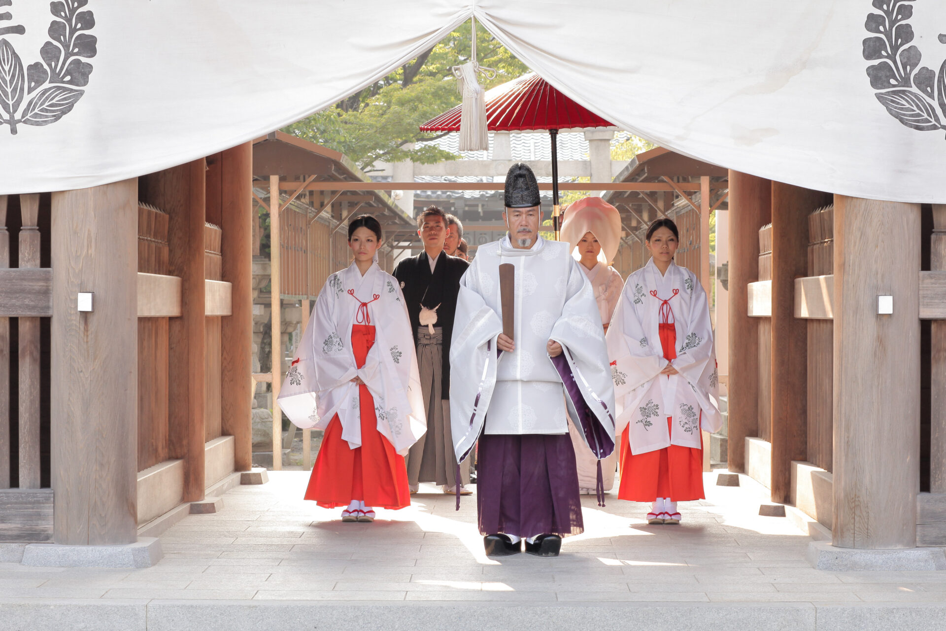 ふたりだけの神社挙式」おすすめの理由、費用、流れetc.を紹介！ゼクシィ