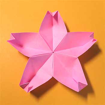 折り紙1枚でできる 簡単で可愛い 花飾りの折り方 ◇Origami Flower decorations フラワーデコレーション 春 ひな祭り リースwreath◇ – おりがみぷらざ Origami-plaza折り紙モンスタ