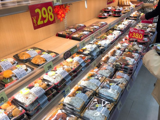 北海道の「西友」閉店、各店舗に別れ惜しむ人の渦リアルエコノミ