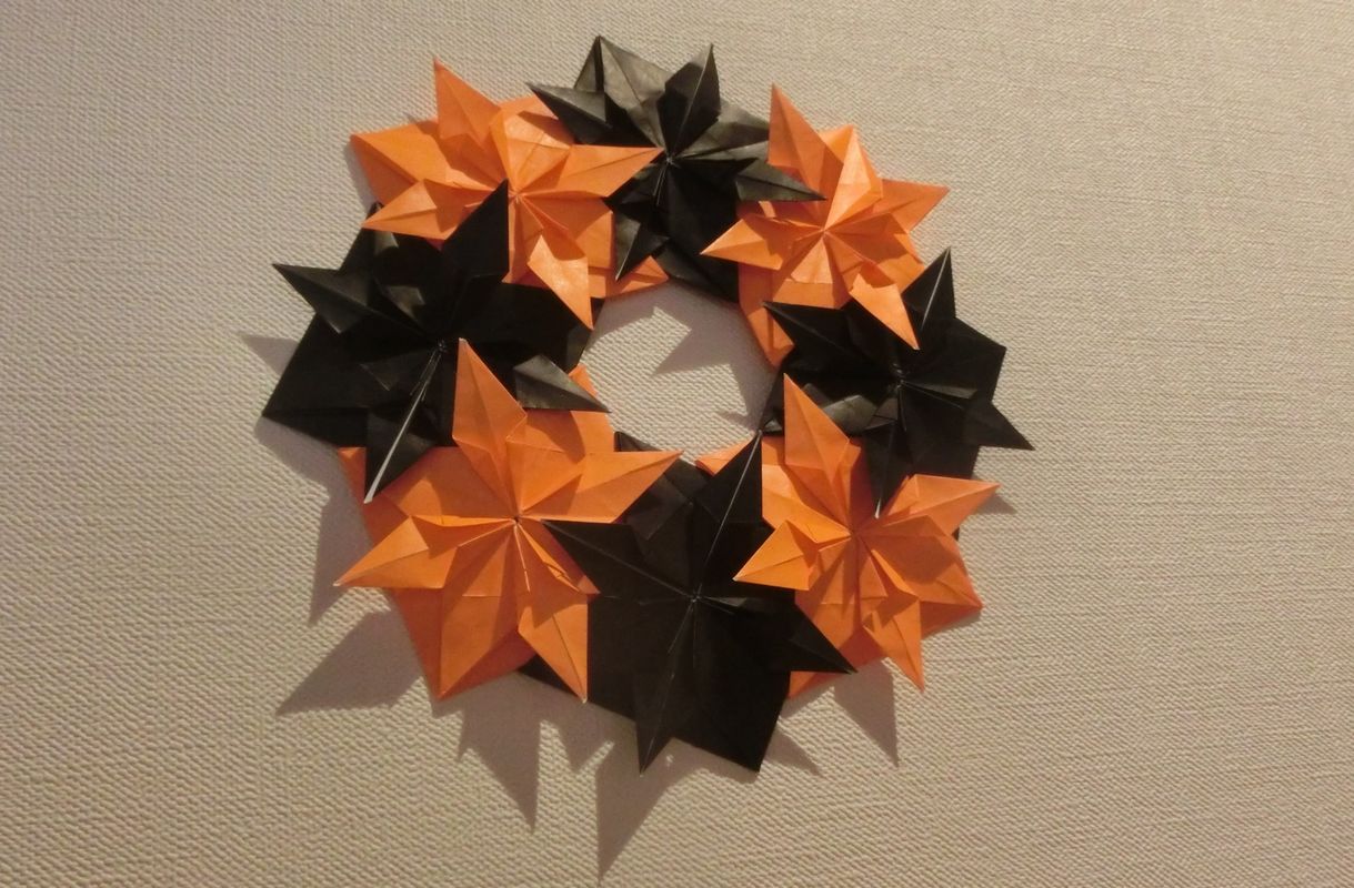 折り紙ハロウィンリースの簡単な作り方を写真たっぷりでご紹介!女性の一人暮らし・賃貸物件なら Woman.CHINTAI- Part 2