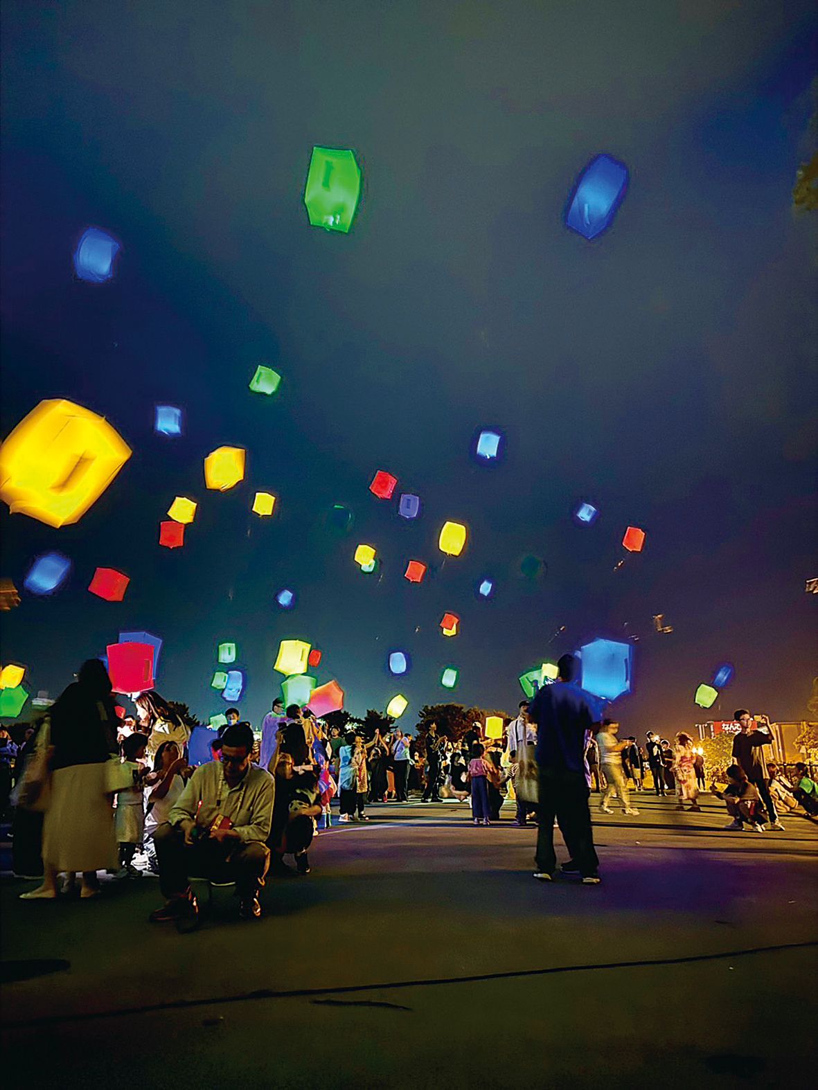 横浜七夕祭り in 山下公園 スカイランタン』横浜 神奈川県 の旅行記・ブログ by TaxNaXさん フォートラベル