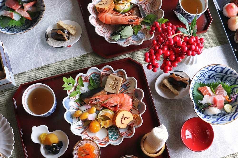 お正月のおしゃれなテーブルコーディネート2025