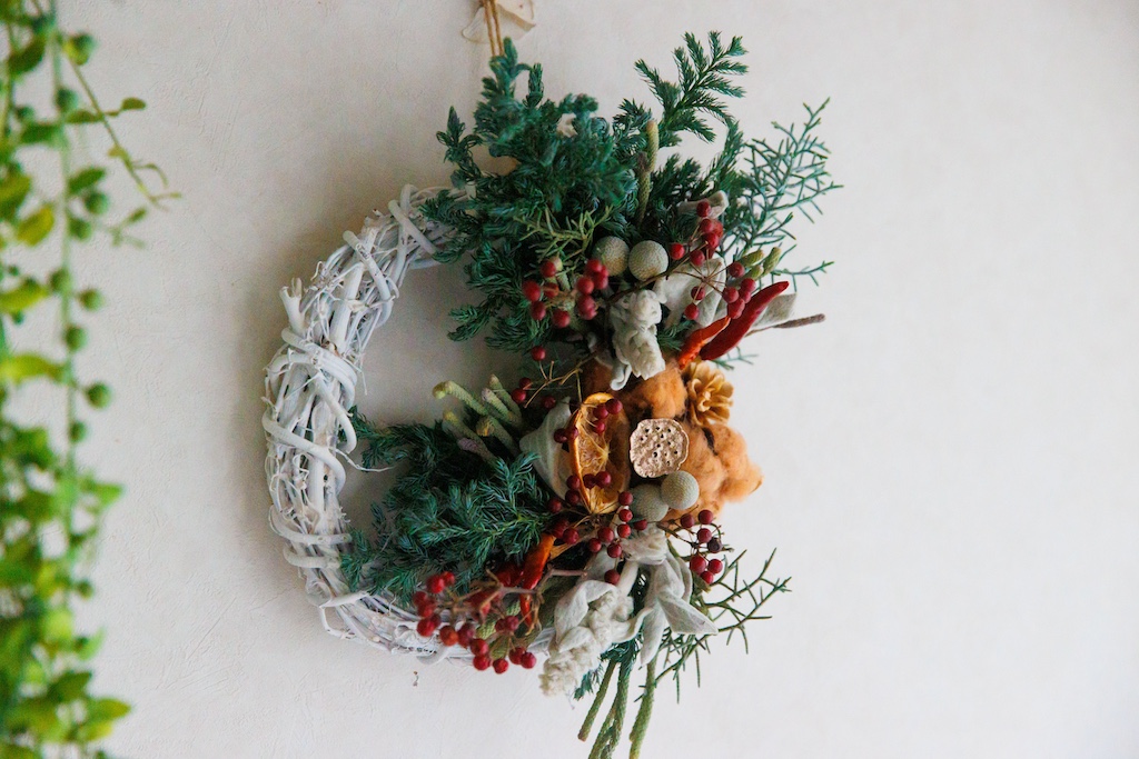 クリスマスリース 手作りキット玄関 北欧 材料 ドライフラワー おしゃれ ナチュラル 花材 工作 子供 子ども 親子 簡単 自然素材 赤 赤い実キット 手作り ハンドメイド クラフト ワークショップ イベント クリスマスプレゼント 作り方 子供と作る 木の実 素材 リース