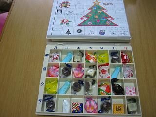 100均雑貨で手軽に♪手作りアドベントカレンダーのアイデア2つえんウチ