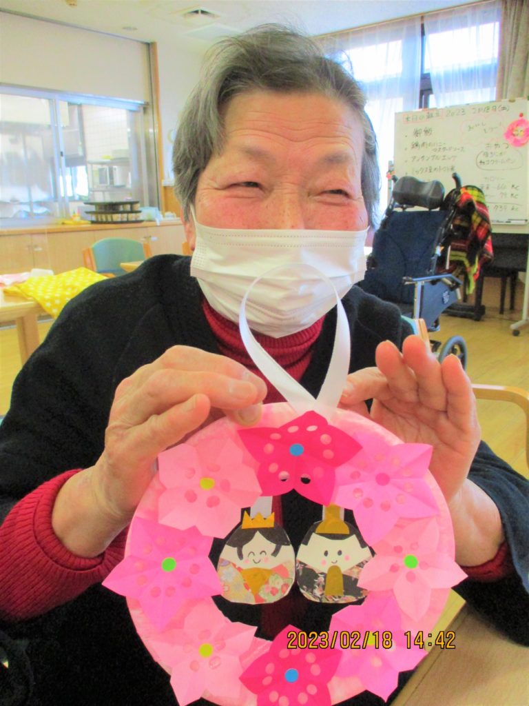 毛糸のひな祭りリース 工作 明日の介護をもっと楽しく 介護のみらいラボ 公式