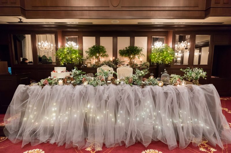 初夏のグリーンウェディング〜メインテーブル : エバーグリーン 花日記