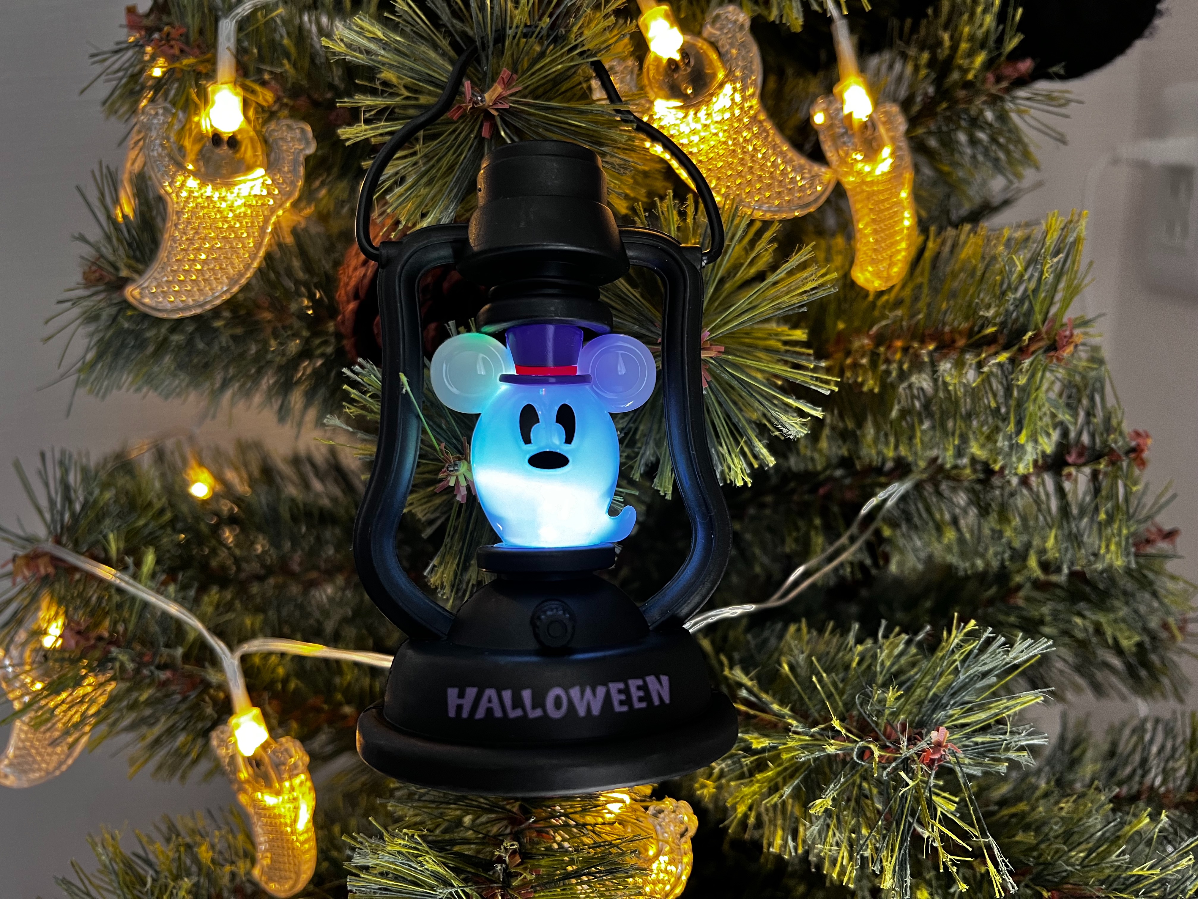 こんなの欲しかった！「セリア」のLEDドームオーナメントで「ハロウィンツリー」を作ってみた結果Lhouse エルハウス