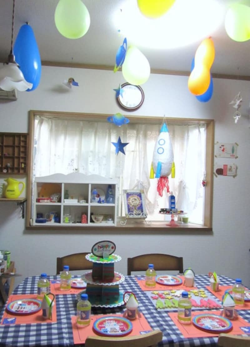 ヘリウムガスなし 風船 飾り方TikTok