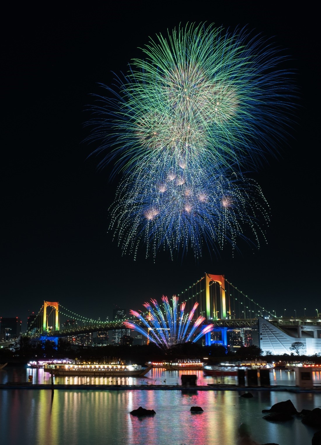 お台場レインボー花火 - Wikipedia