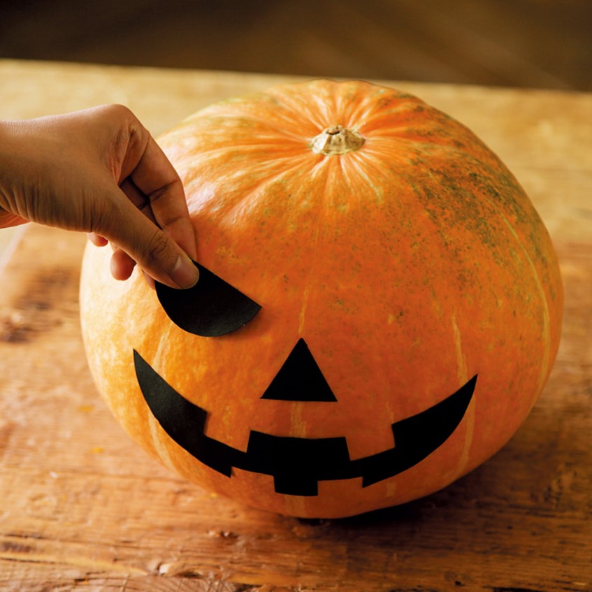 11月の手工芸 ☆クリスマスツリー作り☆大泉デイサービスセンター社会福祉法人 練馬区社会福祉事業団 公式サイト