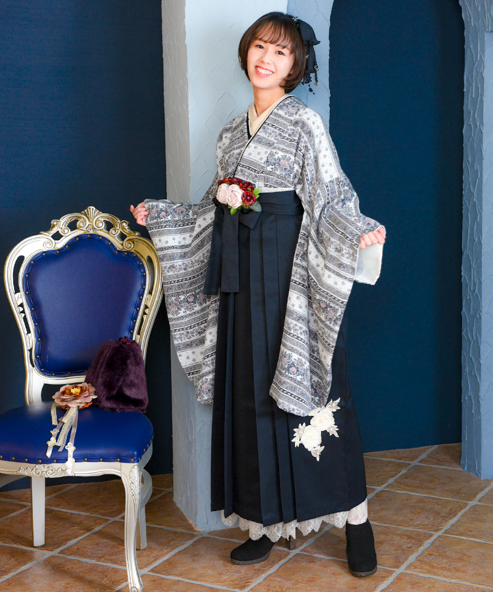 なぜ成人式には袴を着るの？由来を解説します！ - 帯広市で振袖レンタル・袴レンタルならふりそでスタジオ京屋