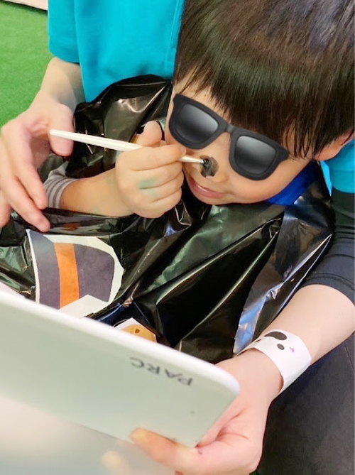 PARCひがしおおさかでのハロウィンイベント③！～衣装作り・ペイント編～訪問看護ブログPARC パルク