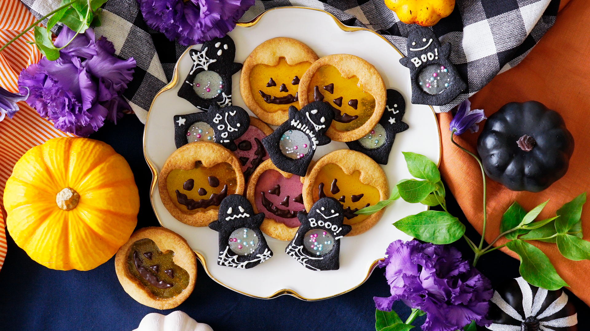 カラフルコウモリのステンドグラス〜ハロウィン時期に楽しめる手作り飾り〜保育と遊びのプラットフォーム ほいくる