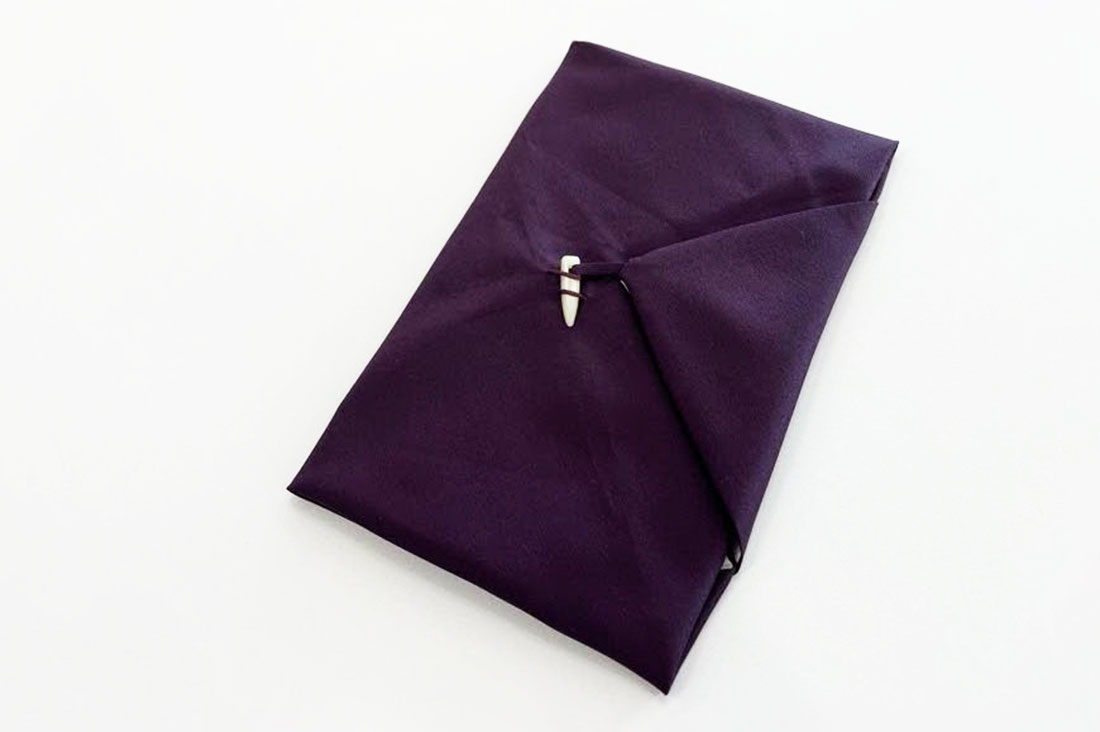 ご祝儀袋の代用アイデア - ハンカチで簡単対応