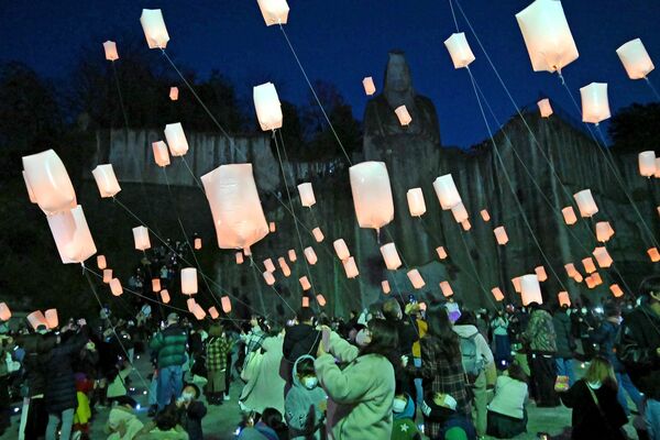 2020＞渋谷の「クリスマスイベント」3選！空に浮かぶランタンや光のツリーも 東京じゃらんニュース