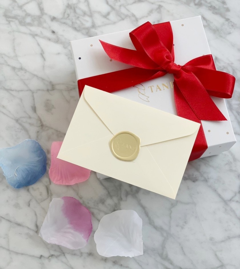 結婚式のお車代やお礼にはどうする？金額の相場と渡し方のマナー — HATSUNEYA GARDEN – ハツネヤガーデン