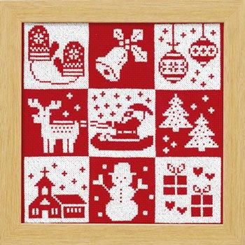 クリスマスリースの刺繍』 北欧てしごと教室 @hokuou_teshigoto キット ＊ 『Broderingskit för julkrans』designed by Midori Sanada ＊ ＊ 昨年に続き北欧てしごと教室さんのクリスマス刺しゅうを刺しました。デザインも色合いもステキで図案が印刷された布もセット