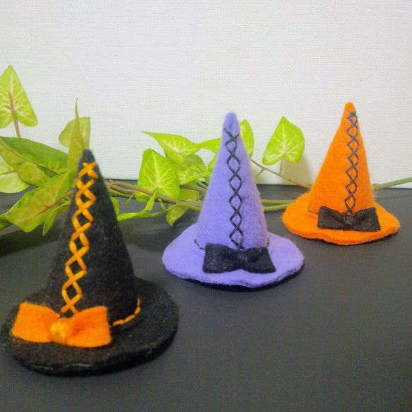 可愛い手作りハロウィンの帽子の作り方。画用紙一枚で超簡単！ほいくびより