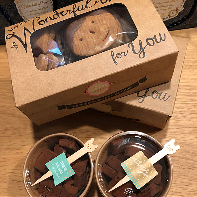 2021年最新 100均がすごい！セリアVSダイソーのバレンタイン！ラッピング・箱・チョコ型・製菓材料 - ひなママさんのどっちにすすむ