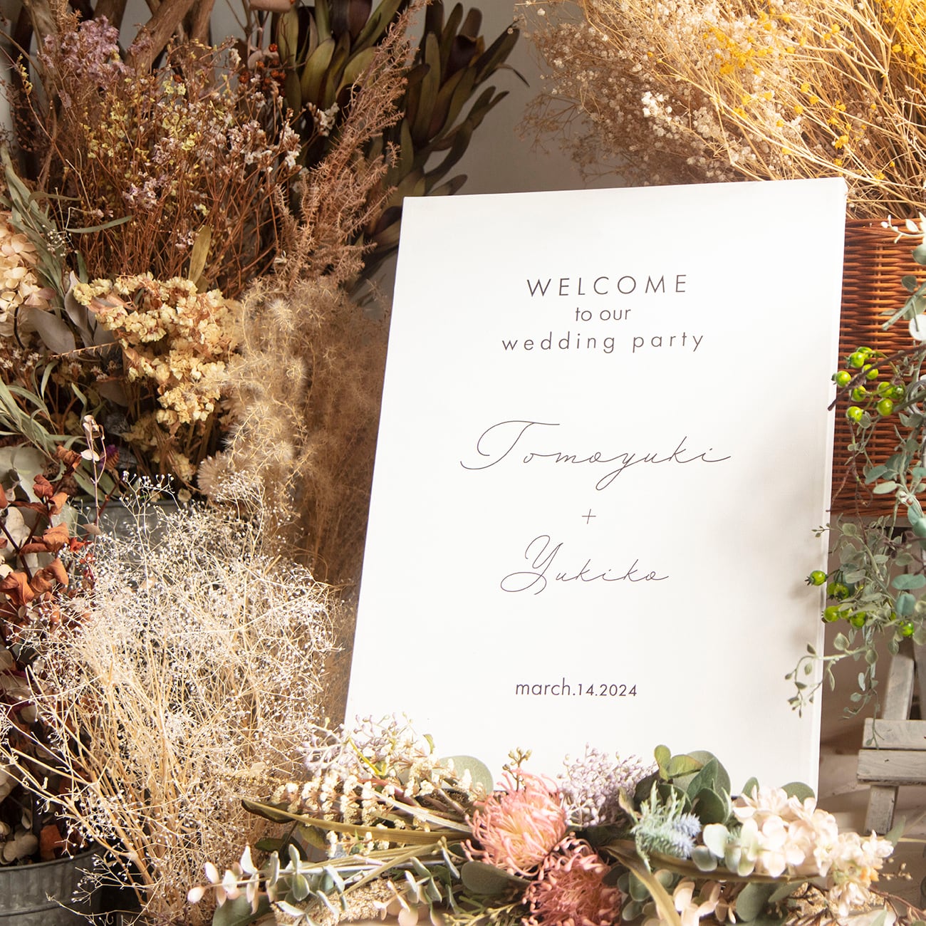 ウエルカムフォトボードSSサイズ 文字入れ受注販売 表札 看板 室内用 お祝い 壁掛け アーティフィッシャルフラワー動物とお花の贈り物・リーズガーデン