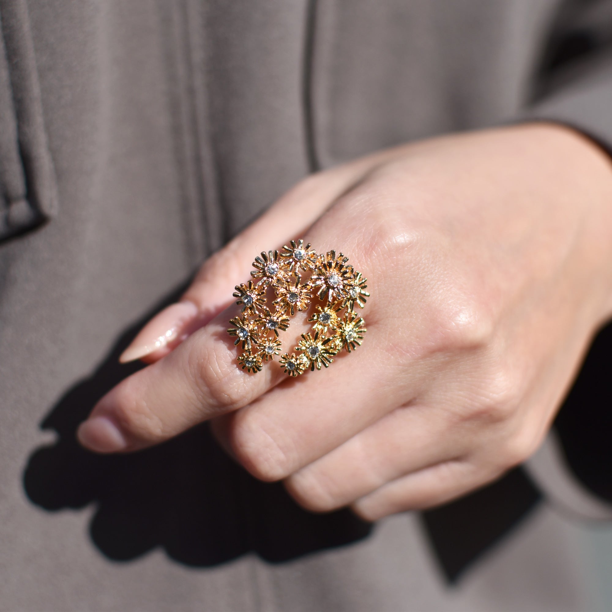 AUSTRIAオーストリア 製 3フラワーブーケ リング指輪ヴィンテージ・アンティークジ