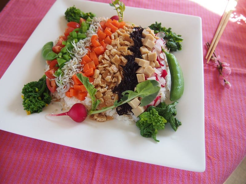 ひな祭りにはまぐりのお吸い物が出されるのはなぜ？意味や由来を解説HANKYU FOOD おいしい読み物フード 食品・スイーツ 阪急百貨店公式通販HANKYU FOOD