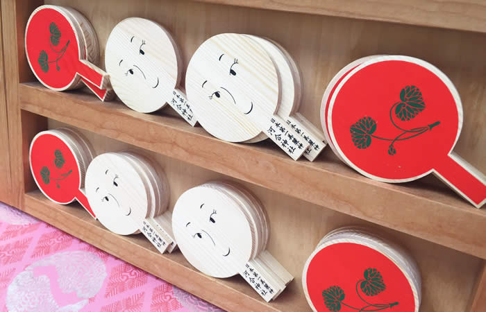 JR加古川駅に合格祈願メッセージを記入する絵馬が設置されています！ 1 6～1 31、鹿嶋神社奉納予定かこがわノート