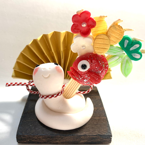 自由な発想で作ろう！へびのお正月飾りてづくりショップ ててて