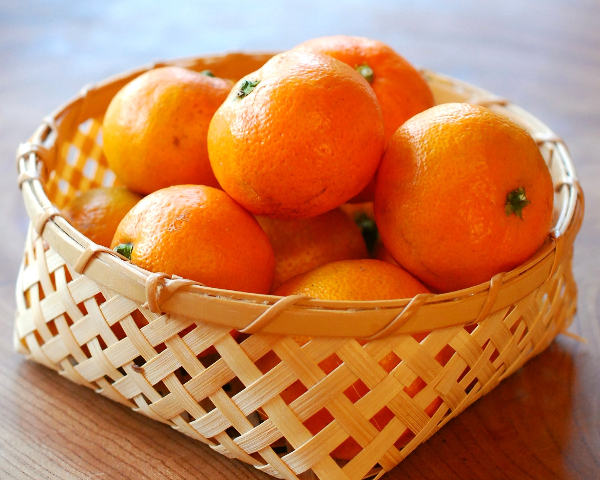 こたつの上にあるみかんのイラストのイラスト素材121427088- PIXTA