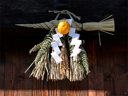 玄関のしめ縄飾り 写真素材5418208- フォトライブラリ