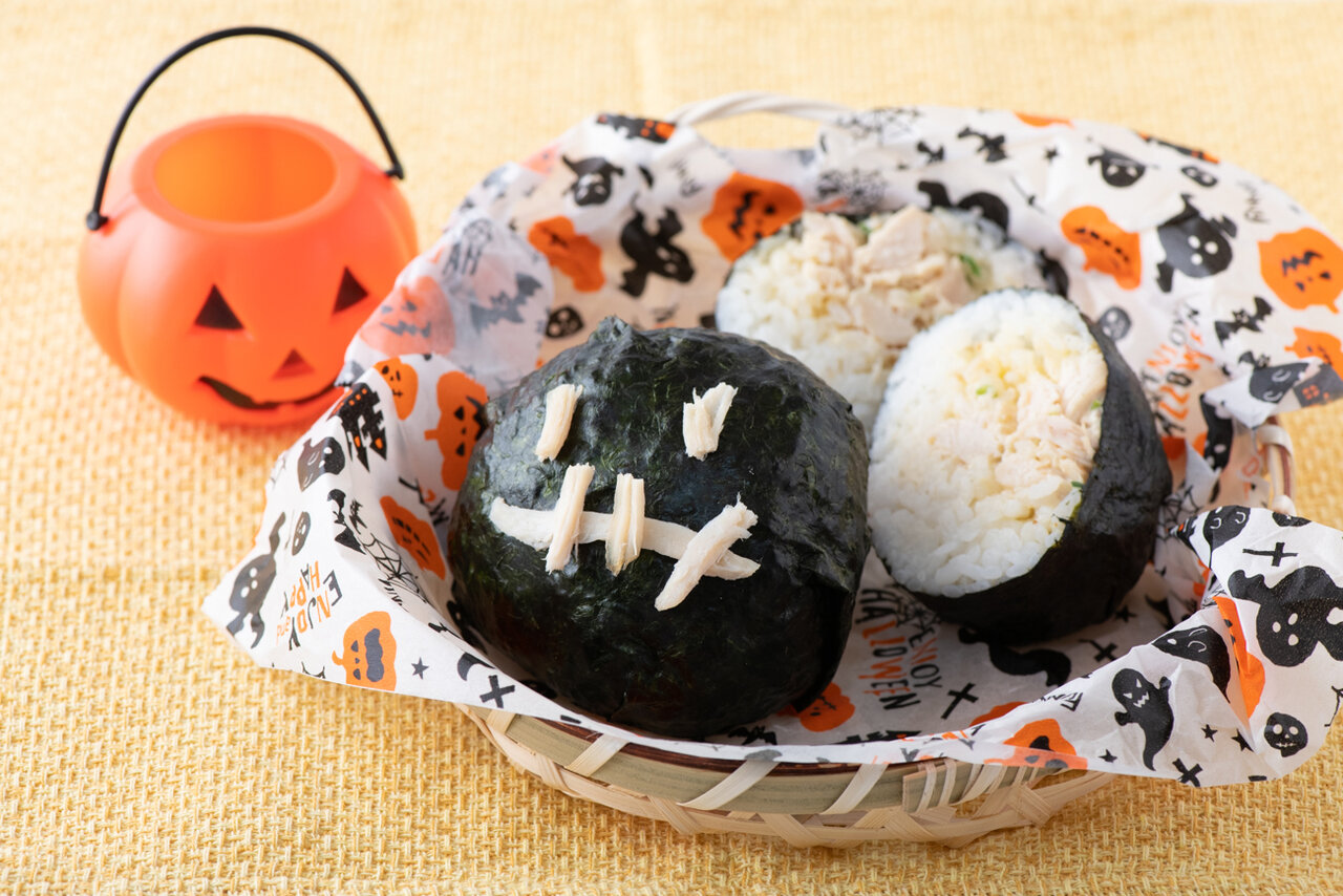 簡単キャラ弁☆ハロウィン白黒おばけのデコおにぎり♪