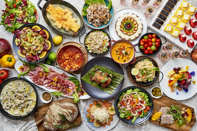 店内ハロウィン仕様🎃👻🧟✨ハロウィン🎃 ・ 📍店舗住所 大阪市中央区平野町1-8-5 ⏰営業時間 12:00-13:45予約制18:30-22:00予約制 📩ご予約のお電話が繋がりにくい場合はDMより ・あなご穴子あなご丼穴子丼あなごめし 寿司あなご料理大阪穴子有名