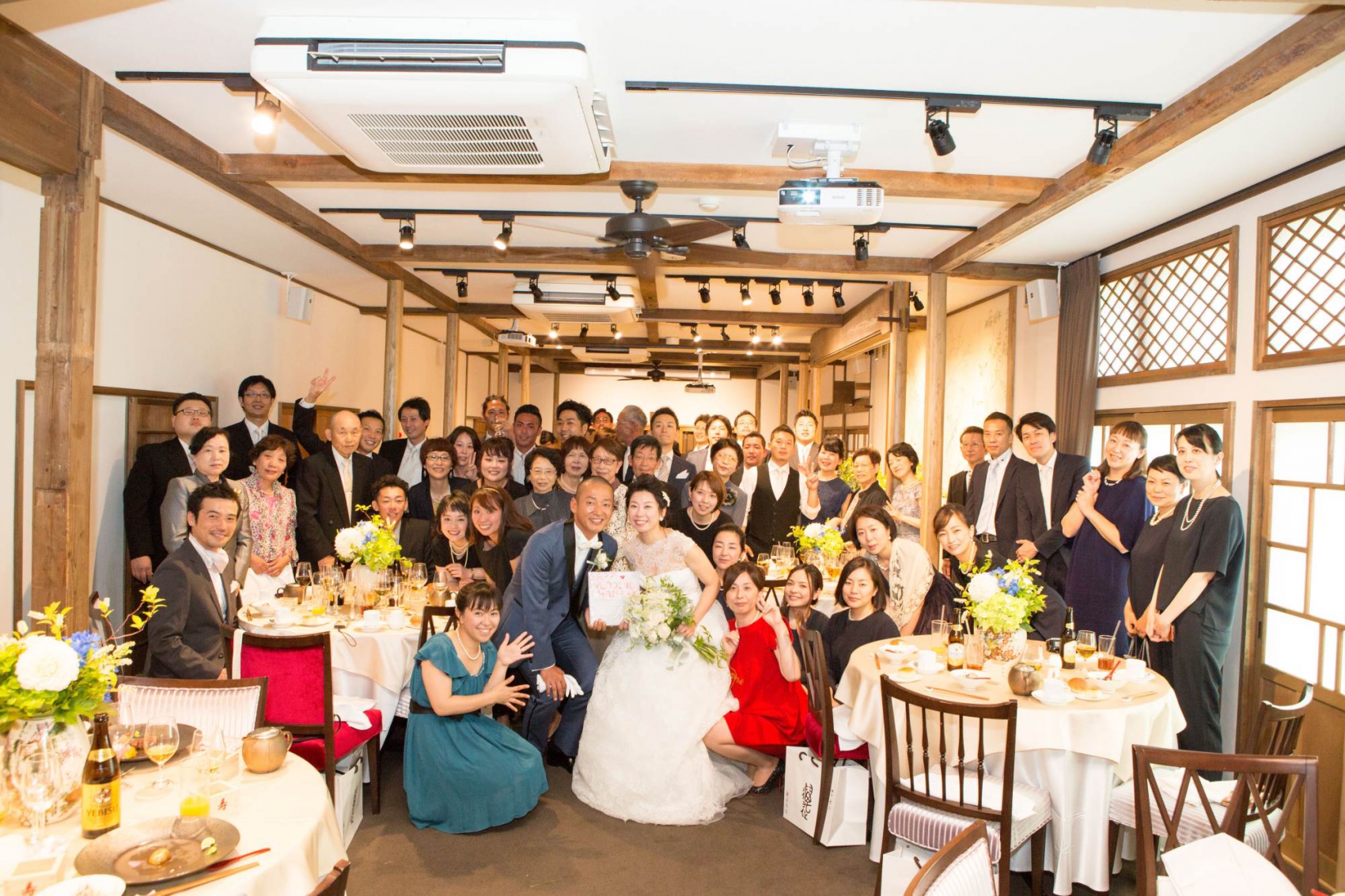 結婚式ポスターテンプレートでデザインを無料で作成Canva