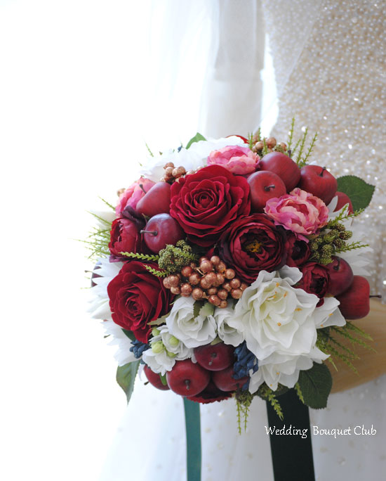 クリスマス挙式をオシャレに楽しくセンスアップ！演出の具体例6アツメル結婚式レシピ 買える結婚式アイテム Wedding Mart ウェディング マート