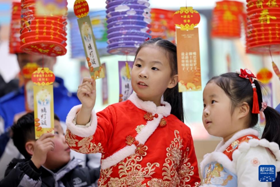 中国圏で元宵節の灯籠祭り 写真7枚 国際ニュース：AFPBB News