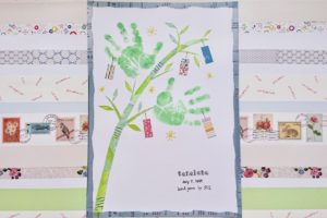 足形アートで七夕飾り - 子育て支えあいネットワーク満 高津区の子育てを楽しむサイト