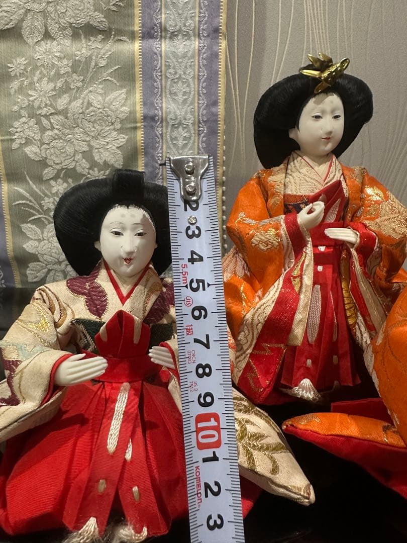 雛人形の表情細見日本玩具博物館