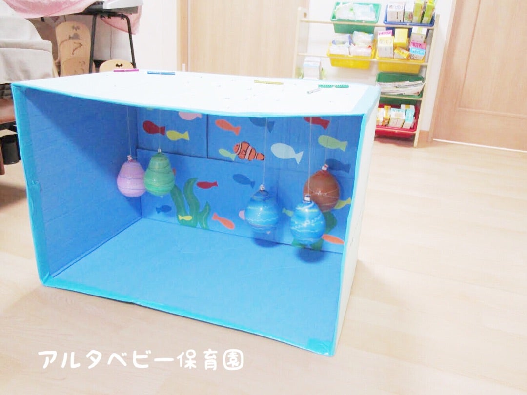 こんにちは♪, まなびの森保育園宮崎台です！, 七夕夏祭りまであと4日となりました！, 今回は織姫彦星🌟, 顔はめパネルの紹介です！！,写真は職員と園長先生で, 撮ってみました😆！, まなびの森保育園宮崎台では, 行事の準備も職員と園長先生と, 協力しながら行っています✨,当日はこちらのパネルも, 用意しますので, ぜひ！！！！！, 写真を撮ってくださいね🎋🌟