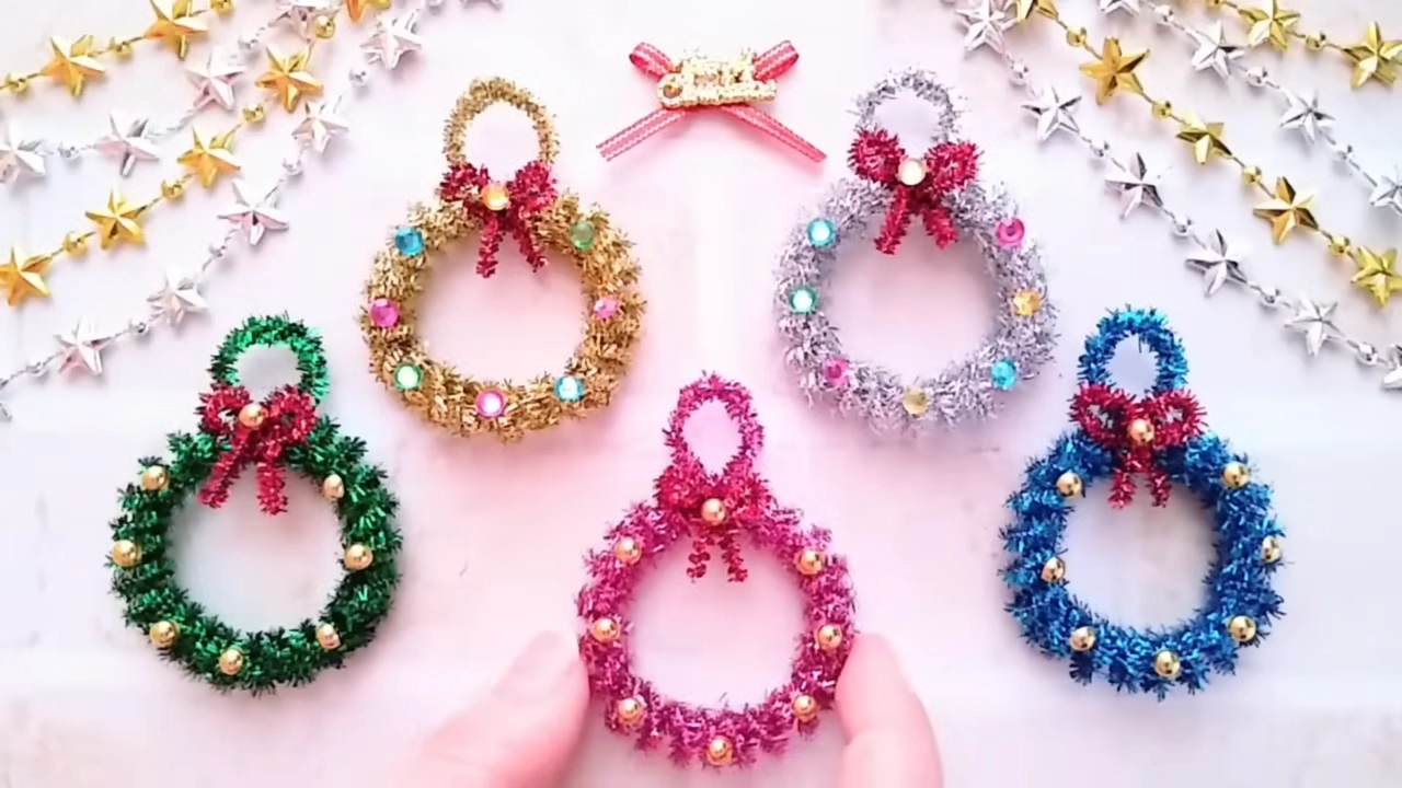 100均デコボールで、モコモコ可愛いクリスマスリース ^○^ ハンドメイドの作り方・アイデア暮らしニスタ