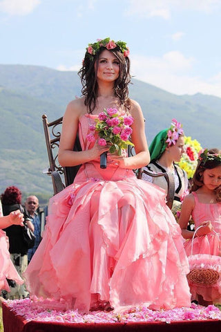 一度は行ってみたい！ブルガリアのバラ祭り – 大人のための絶景アドベンチャ