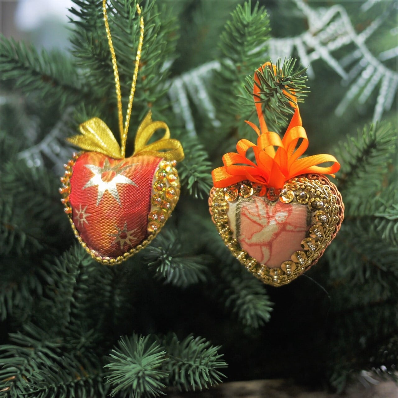 新商品 クリスマス気分を盛り上げる飾り付けに。ドイツのストローオーナメントが新登場♪ - 北欧、暮らしの道具店