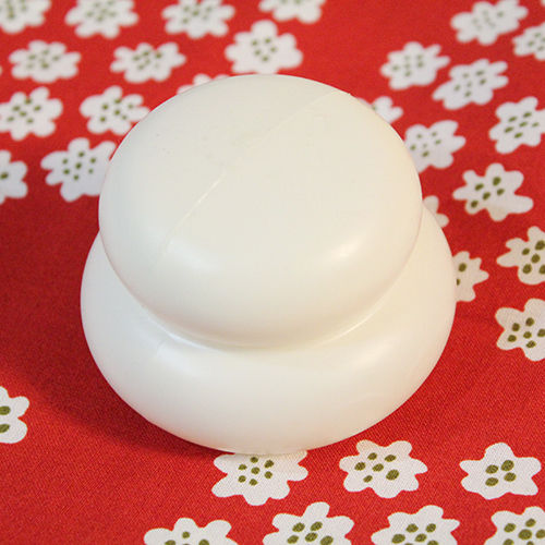 季節の壁面飾り1月「鏡餅 新型紙 」図工人