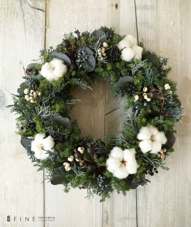 2024年 おしゃれなクリスマスリース！北欧風や玄関用も
